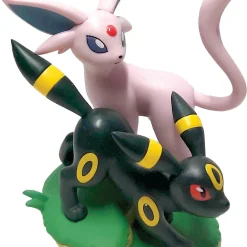 Pokemon TCG Prismatic Evolutions Premium Figure Collection 3
